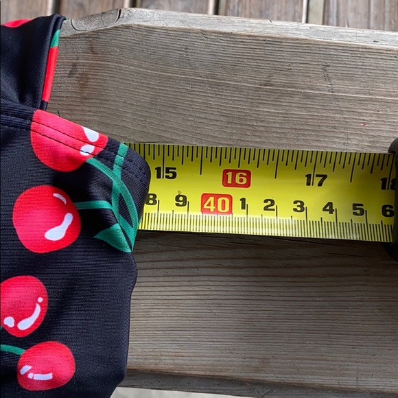 Pin-up cherries swimsuit - Picture 7 of 16